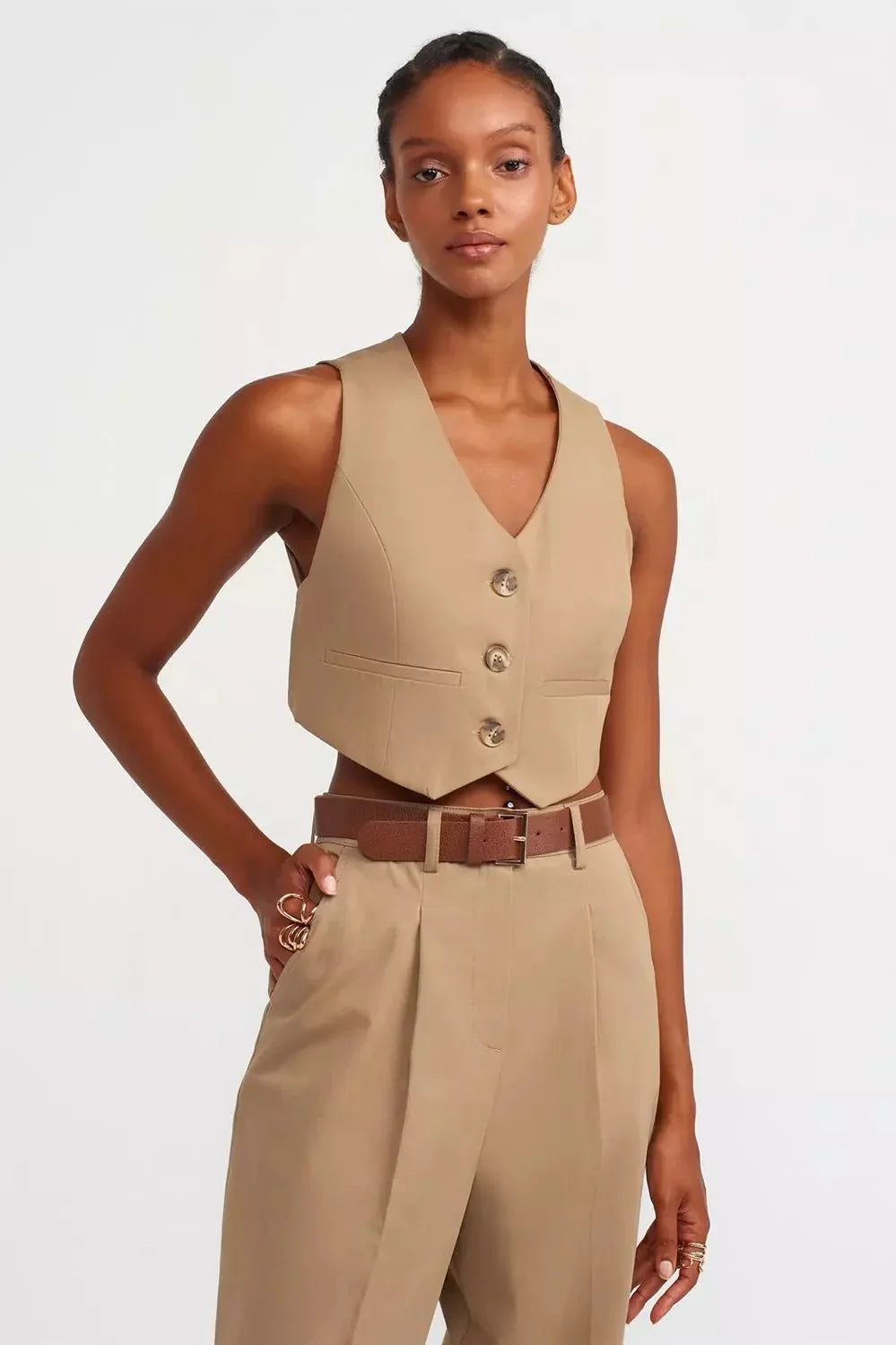 What are the Trending Vest Models?