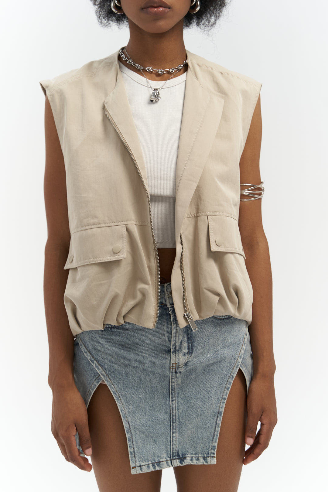 Sleeveless Zip-Up Utility Vest