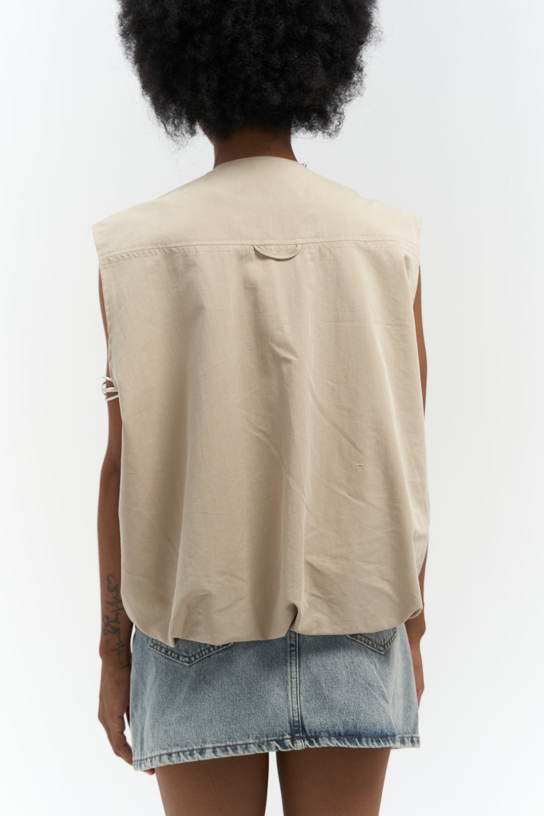 Sleeveless Zip-Up Utility Vest