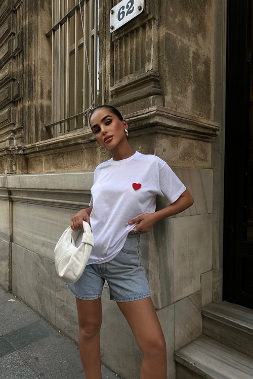 Embroidered Heart Attached T-shirt