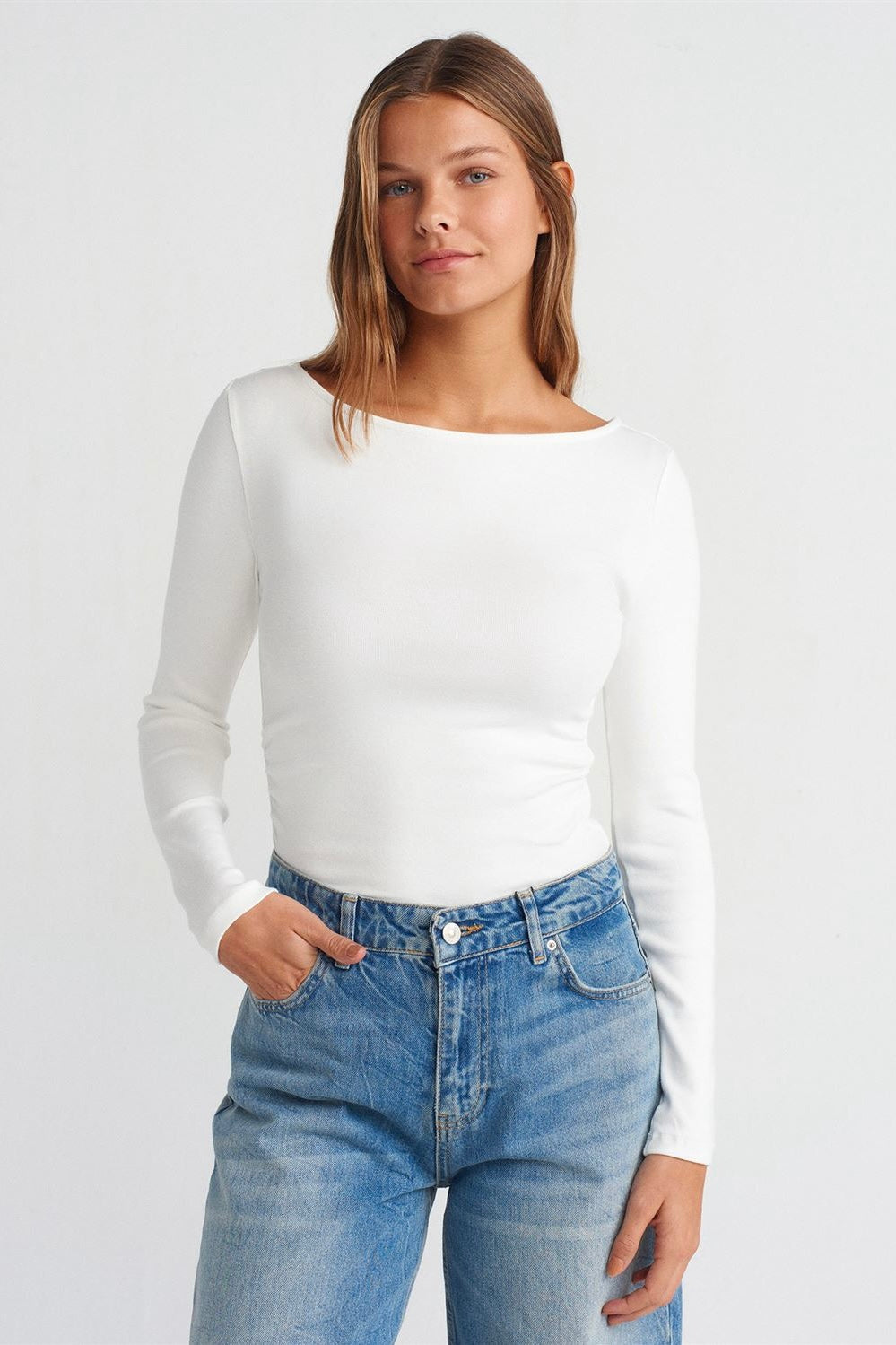 Ruched Side Long Sleeve Top