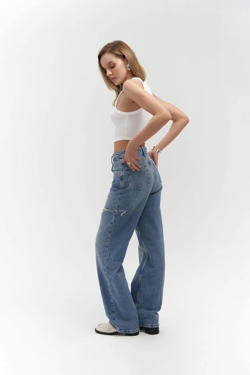 High-Waist Jeans with Contrast Stitching