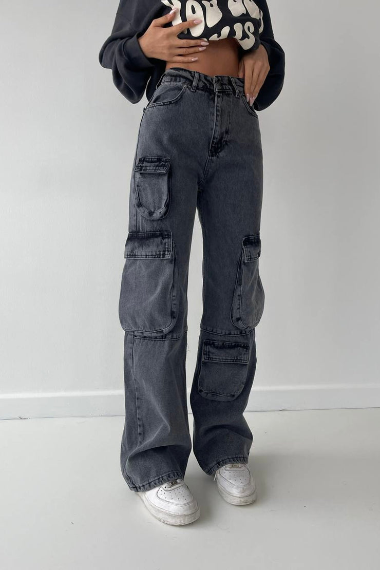 Pockets Cargo Jeans