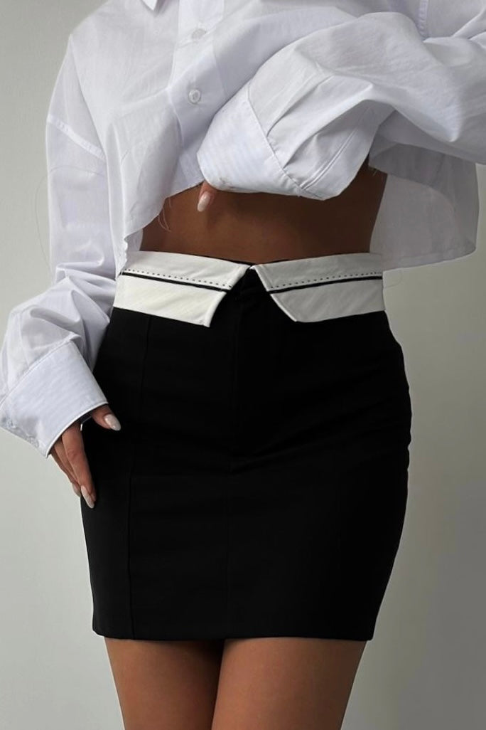 Folded Belt Mini Skirt